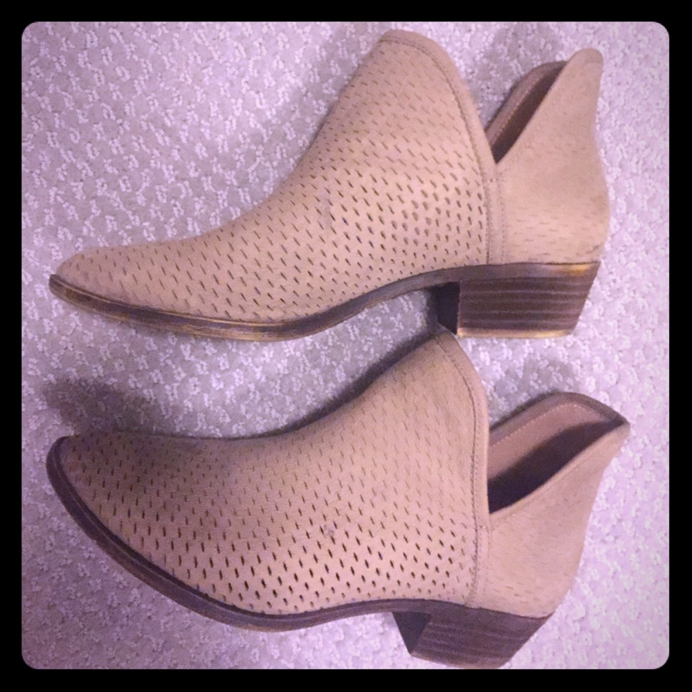 Lucky Brand Booties 9.5